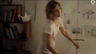 Çıplak ünlüler » Valerie Niehaus çıplak - Meine fremde Freundin (2017)