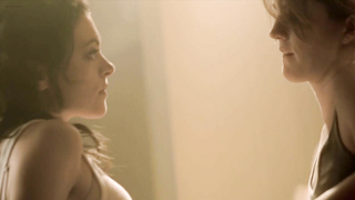 Çıplak ünlüler » Hannah Fierman çıplak, Christen Orr çıplak - The Unwanted (2014)