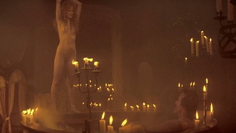 Обнаженные знаменитости - Дженнифер Джейсон Ли обнаженная - Плоть + Кровь (1985)