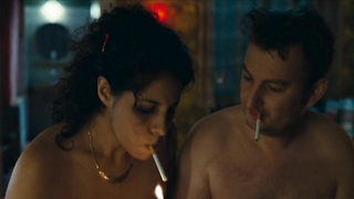 Nackte Promis » Sabila Moussadek nackt – Sans queue ni tete (2010)