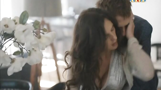 Célébrités nues » Mariya Shumakova nue - Sladkaya zhizn s03e01 (2016)