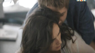 Célébrités nues » Mariya Shumakova nue - Sladkaya zhizn s03e01 (2016)