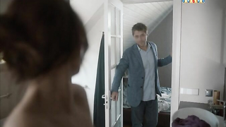 Célébrités nues » Mariya Shumakova nue - Sladkaya zhizn s03e01 (2016)