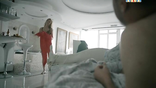 Çıplak ünlüler » Lukerya Ilyashenko çıplak - Sladkaya zhizn s02e07 (2015)