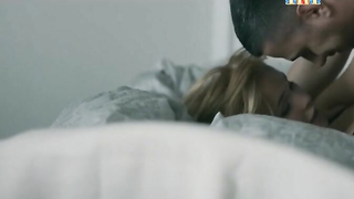 Çıplak ünlüler » Lukerya Ilyashenko çıplak - Sladkaya zhizn s02e07 (2015)