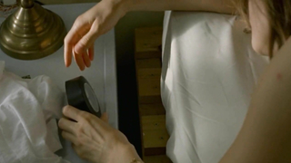 Çıplak ünlüler » Stephanie Daub-Laurent çıplak, Dounia Sichov çıplak - Düşüncelere göre (2015)