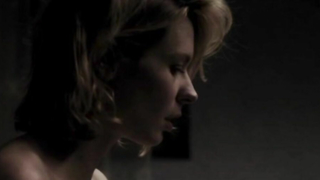 Çıplak ünlüler » Elena Radonicich çıplak - Banat (2016)