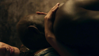 Celebridades desnudas » Marisa Ramirez desnuda - Spartacus. Gods of the Arena s01e04 (2011)