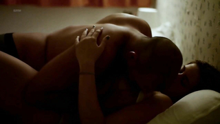 Keka Abrantes çıplak, Patricia Crespi çıplak, Nataly Rocha çıplak, Aline Silva çıplak - O Animal Sonhado'dan seks sahnesi (2015)