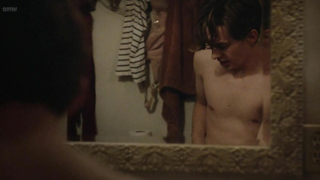 Frankie Shaw nuda - scena di sesso da SMILF s01e08 (2017)