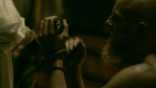 Dagny Backer Johnsen nuda - scena di sesso da Vikings s05e07 (2018)