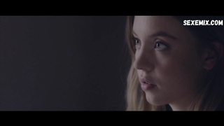 Sydney Sweeney, Otmara Marrero Bikini, Szene in Clementine (2019)