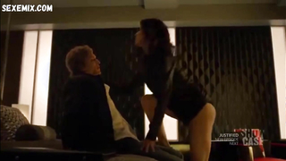 Emmanuelle Vaugier, Anna Silk Lesbian, scena in Lost Girl s02e21 (2012)