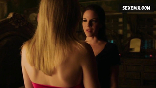 Rachel Skarsten, Anna Silk Lesben, Szene in Lost Girl s03e12 (2013)