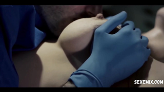 Мара Либерман, Шана Голдман секси, сцена в Стив и мертвая девушка (2019)