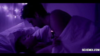 Мара Либерман, Шана Голдман секси, сцена в Стив и мертвая девушка (2019)