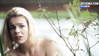 Anna Starshenbaum topless, scene in Cutie (Krasotka) (2013)