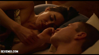 Arta Dobroshi sexy, scène dans Stray (2018)