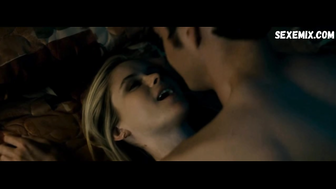 Ресейлік лесбиянка құрбысын шақырып, арбады