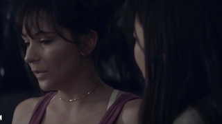 Николь Д'Анджело, Кристина Ло секси, сцена в фильме «Грешница» (2020)