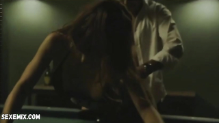 sexy, scena in Mafiosa, le clan s04e03 (2012)
