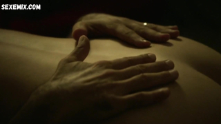 Veronique Volta sexy, scene in Mafiosa s05e01-02 (2014)