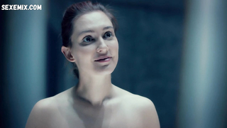 Katherine Barrell, Dominique Provost-Chalkley seni, scena in Wynonna Earp s04e02 (2020)