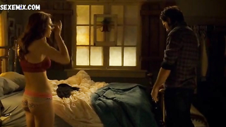 Melanie Scrofano scena cowgirl in Wynonna Earp s01e09 (2016)