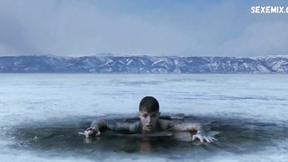 Сексуальная Руби Роуз, сцена в «Бэтвумен» s01e01 (2019)