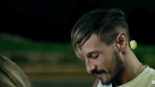 Carola Cudemo seksi, You Die - Get The App, Then Die (2018) filmindeki sahne