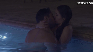 Stephanie Salgado sexy, scène dans Teen Daze (2016)