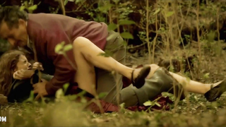 Paula Brasca sexy, scena in El eslabon podrido (2015)