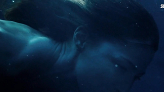 Tutte le scene 7 min | Kelly MacDonald sexy, scena in Dirt Music (2019)