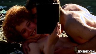 Керри Фокс сексуальна, сцена в фильме «Ангел за моим столом» (1990)