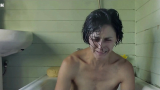 Julieta Figueroa sexy, escena en Vendra la muerte y tendra tus ojos (2019)