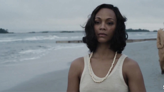 Зои Салдана сексуальна, сцена в фильме «Закон ночи» (2016)