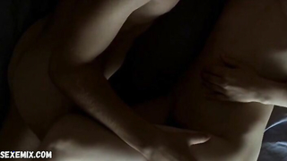 Sophie Quinton shows tits, scene in Les liens du sang (2003)