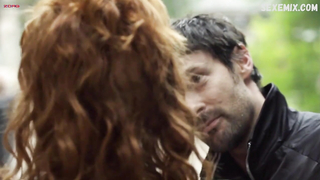 Kata Dobo-Unterwäsche, Szene in Silent Witness s14e07 (2011)