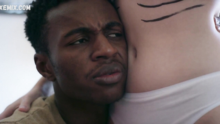 Нижнее белье Софи Мэй Репперт, сцена из фильма «После Анюты» (2018)