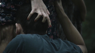 Ника Бернетт, сексуальная сцена в фильме «Нежная» (2019)