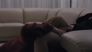 Анна Фрил, Луиза Краузе лесбиянка, сцена в «Девушка по вызову» s02e09 (2017)