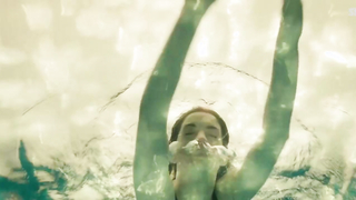 Anne Hathaway-Unterwäscheszene in One Day (2011)