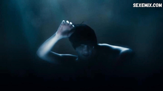 Roma Gasiorowska, scène dans Sala samobojcow (2011)