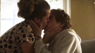 Alice Dwyer ile seks anları, Black Island (Schwarze Insel) filmindeki sahne (2021)