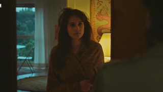 Photographer taking pictures of nude Linda Caridi, scene in The Ties (Lacci) (2020)