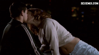 Сцена с грудью Марины Глезер в фильме «El polaquito» (2003)