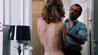Bunda de Mascha Rabben, cena sexy em World on a Wire s01e02 (1973)