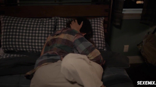 Сцена в нижнем белье Мэдисон Бейли в сериале «Американские истории ужасов», сезон 1, серия 3 (2021)