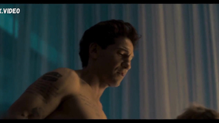 Лиззи Брошер, Лаура Лигуори показывают полную фронтальную наготу во время секса - American Gigolo s01e02 (2022)