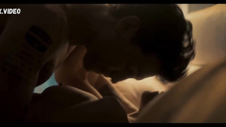 Лиззи Брошер, Лаура Лигуори показывают полную фронтальную наготу во время секса - American Gigolo s01e02 (2022)